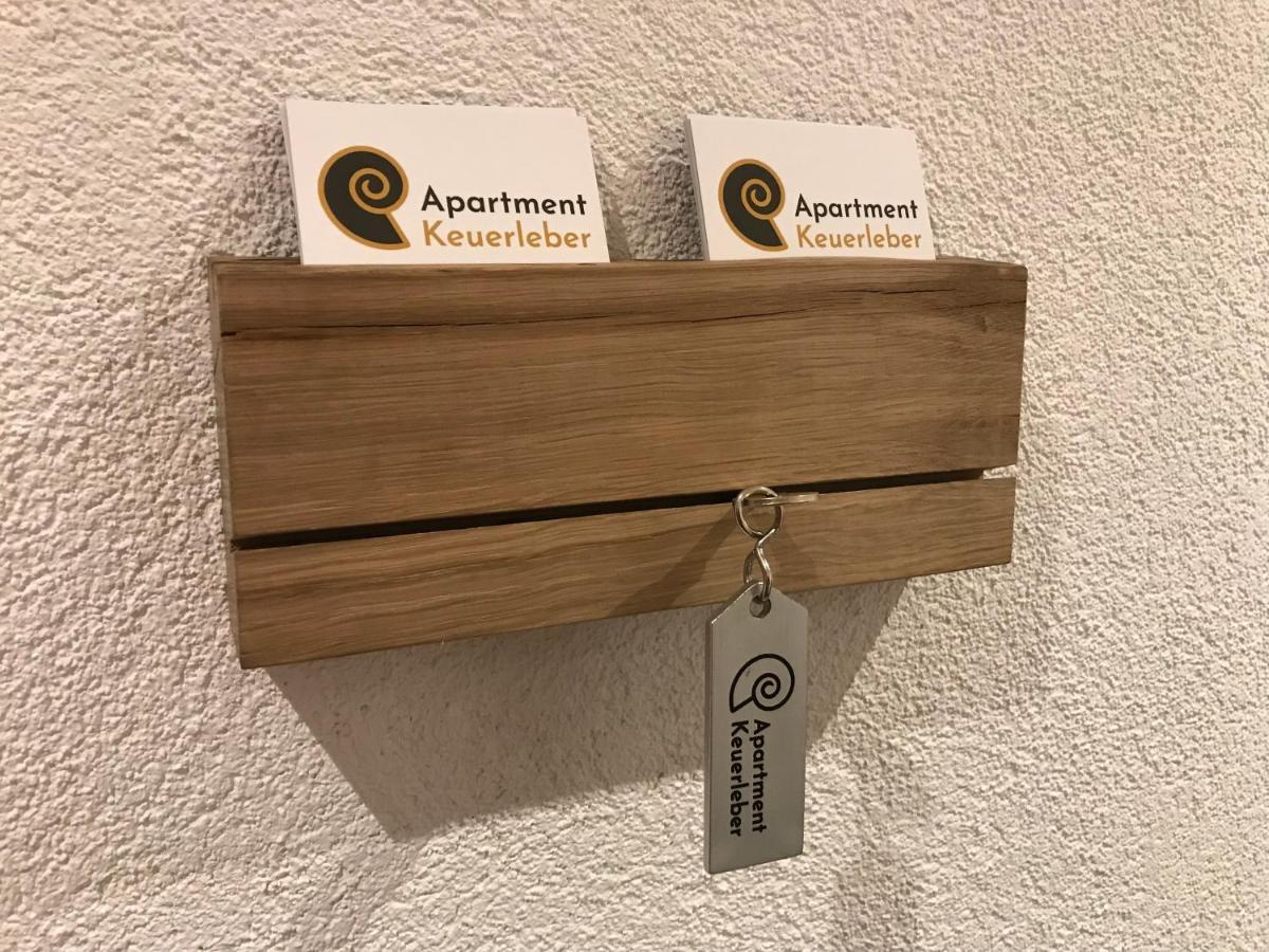Apartment Keuerleber Holzmaden Esterno foto